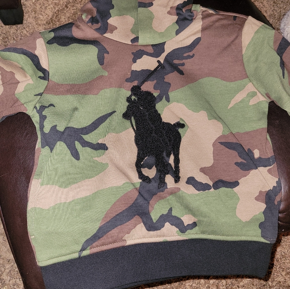 Ralph Lauren Polo hoodie (4t)